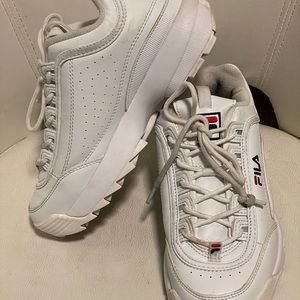 size 5 fila trainers